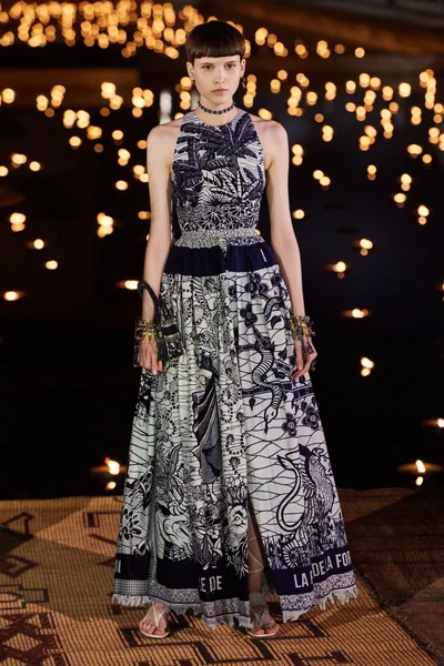 Look 79